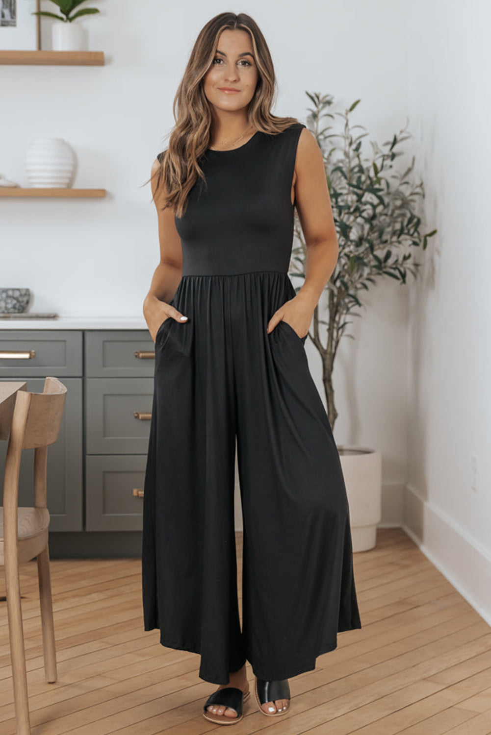 Black Solid Color Open Back Sleeveless Wide Leg Jumpsuit