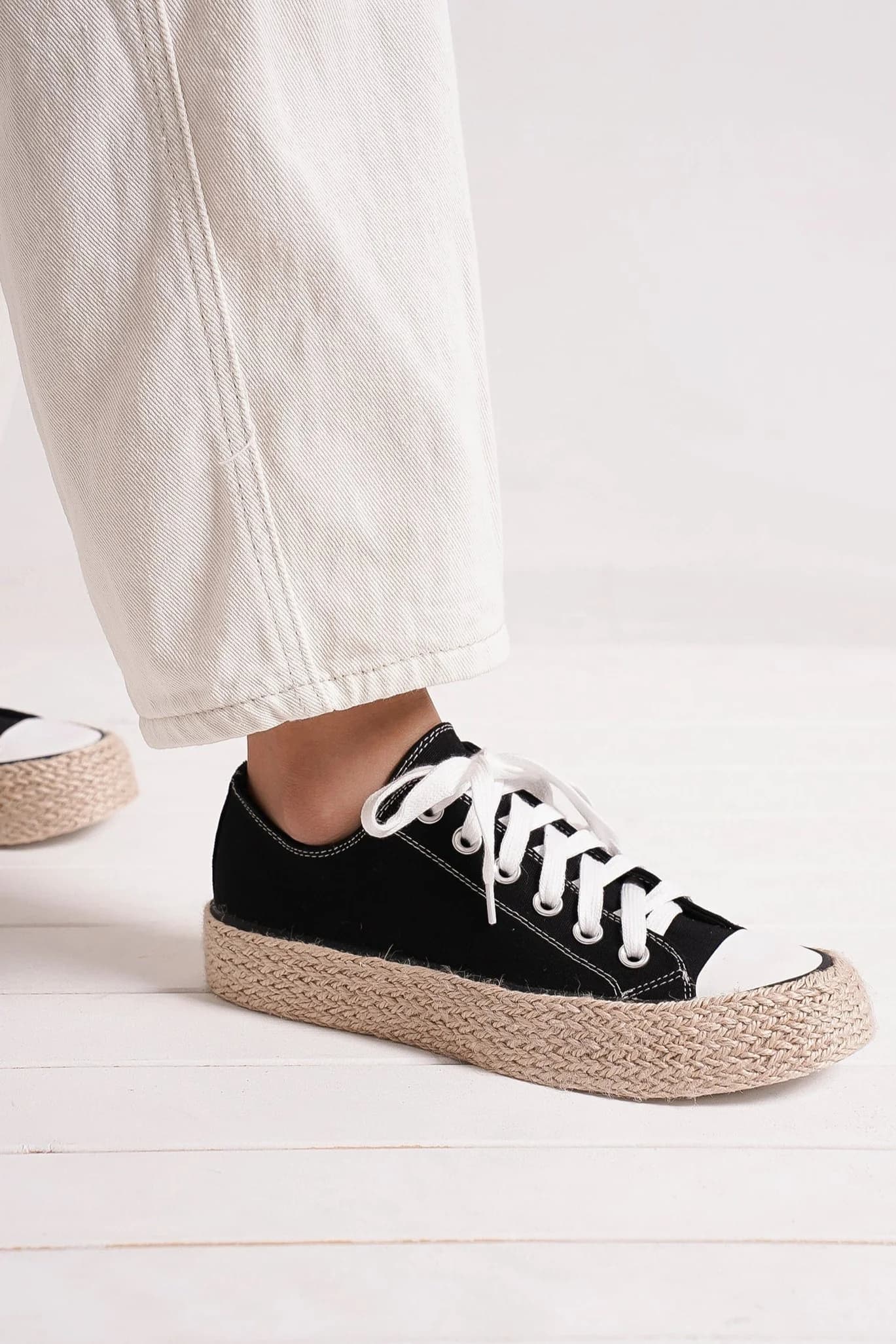 Fashion Lace Up Woven Espadrille Sole Sneakers